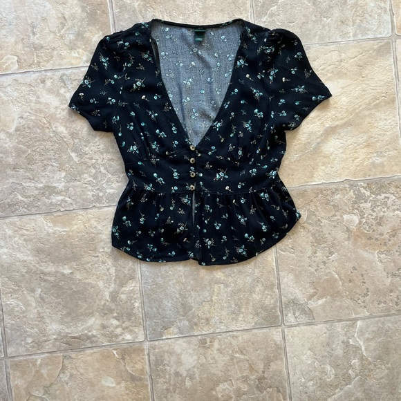 Floral Blouse - Picture 2 of 3